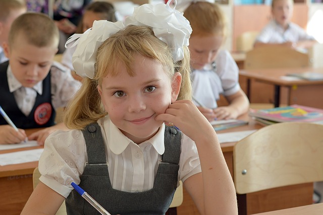 幼儿小学化的危害，幼儿园小学化倾向及危害